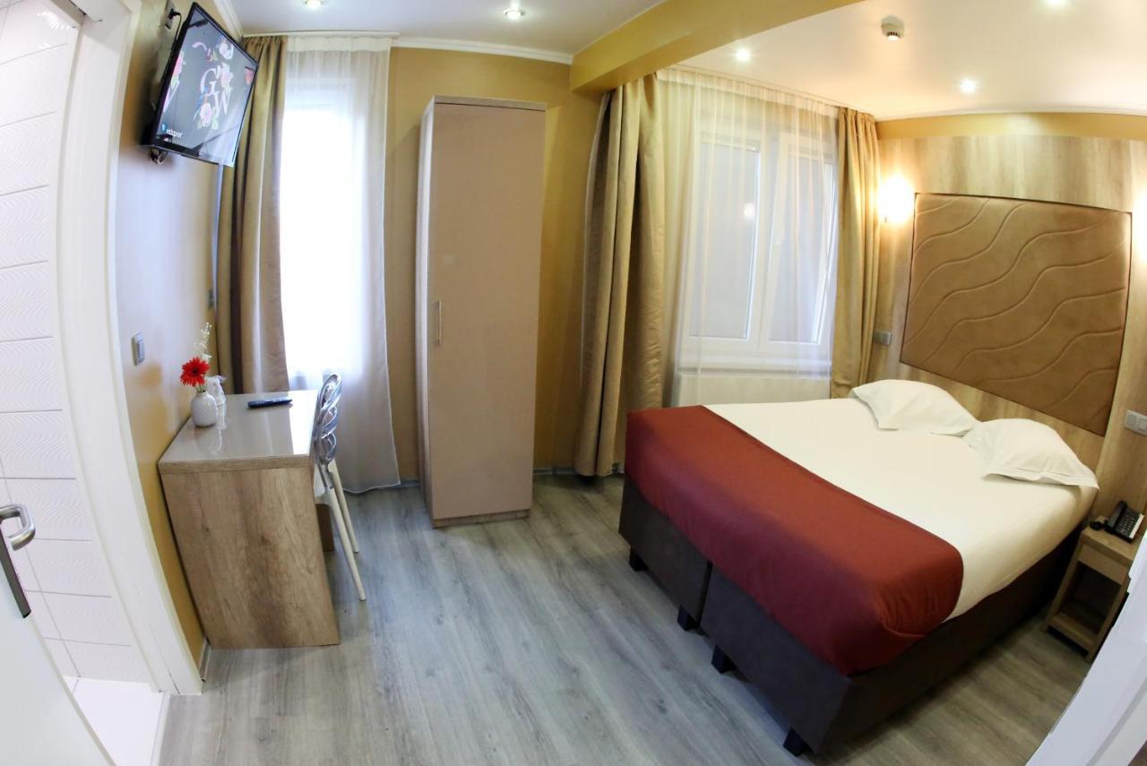 Hotel Phenix Dilbeek Eksteriør billede