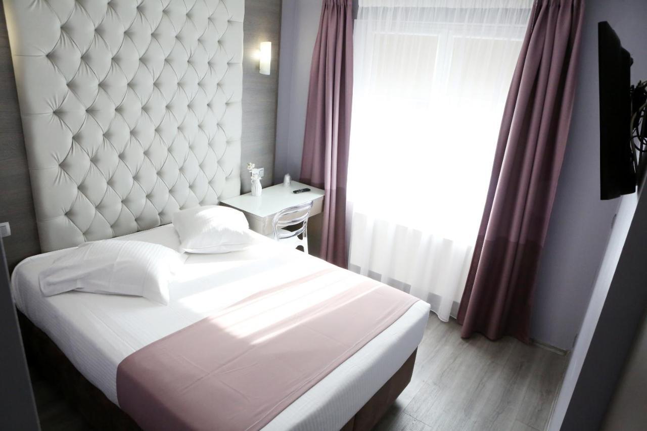 Hotel Phenix Dilbeek Eksteriør billede